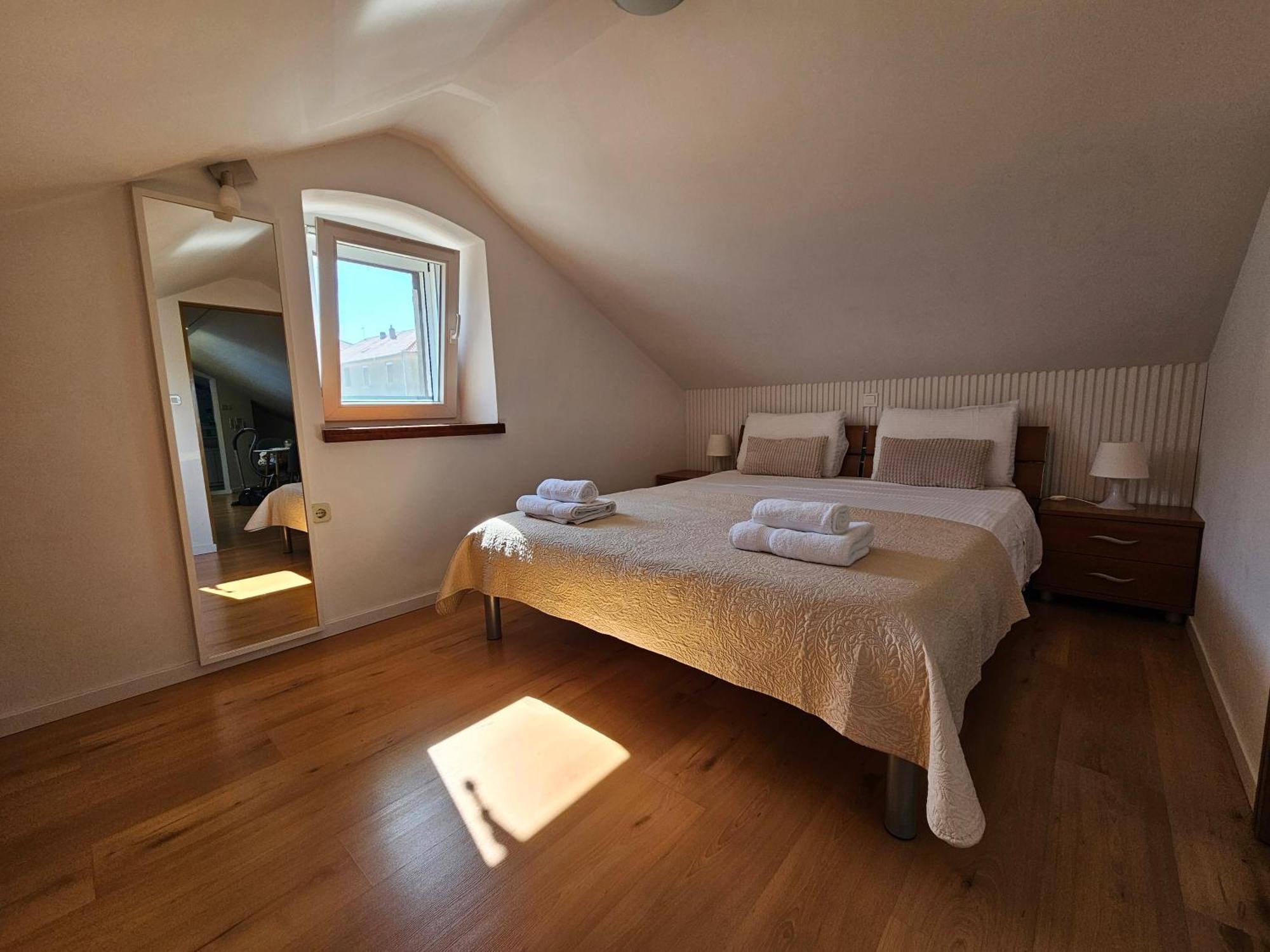 Lovely Attic Apartman-Melani 扎达尔 外观 照片
